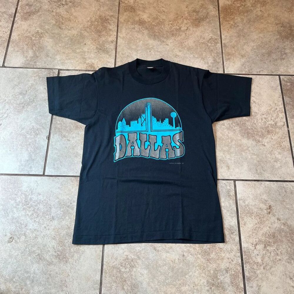 Vintage 1987 Dallas Skyline T-Shirt Black Single Stitch Logo 7 Texas 80s size L